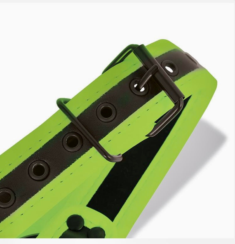 ARNÉS BONDAGE PARA PECHO QUE BRILLA EN LA OSCURIDAD
