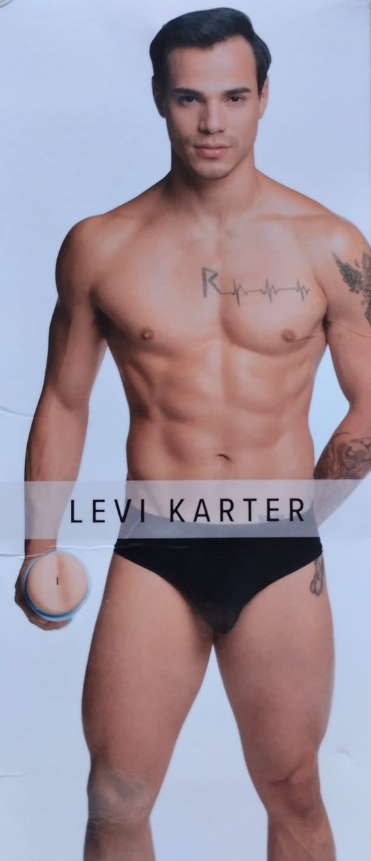 Masturbador manual anal. Levi Karter