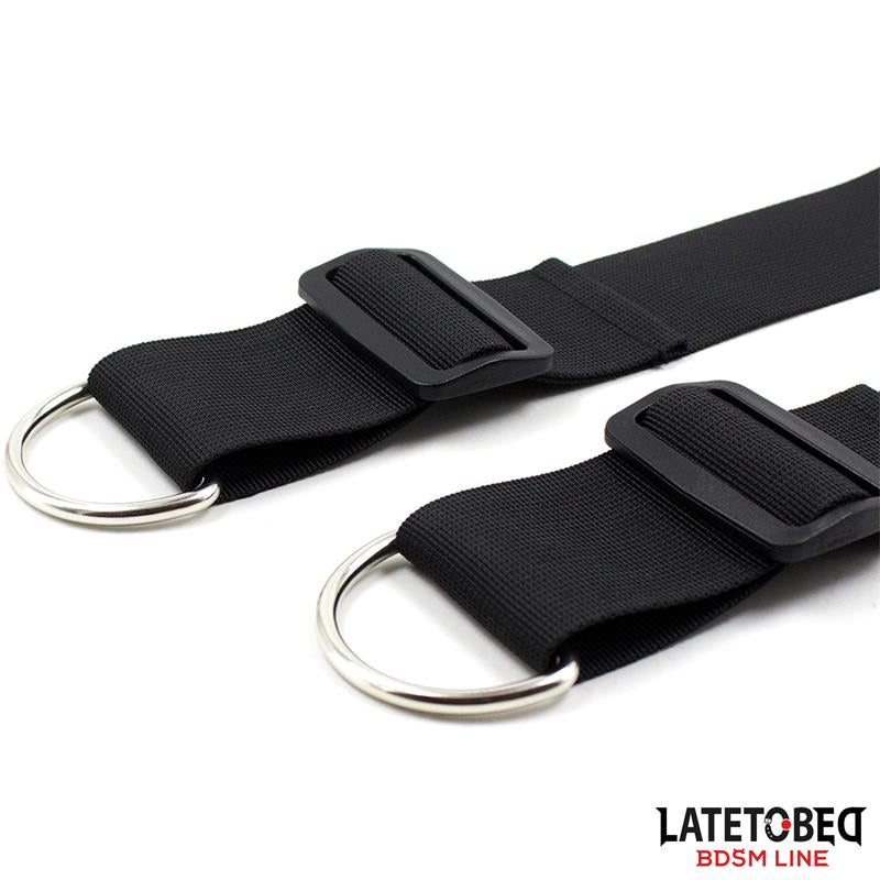 BDSM LINE RESTRICCIONES PARA PUERTA CON ESPOSAS ADJUSTABLES Y DESMONTABLES